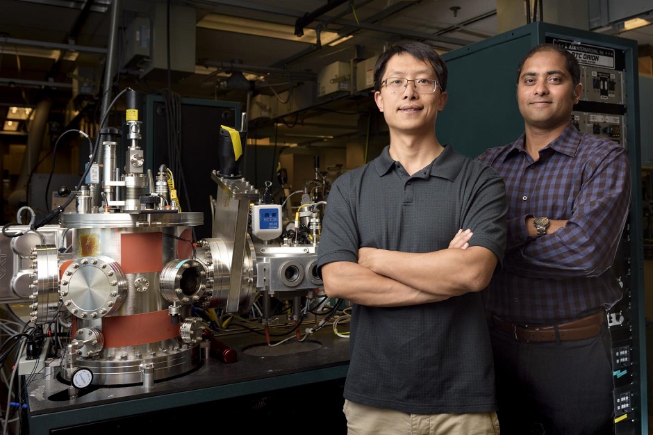 CAPTION Purdue postdoctoral research associate Fan Zuo, at left, and materials engineering professor Shriram Ramanathan, used a ceramic "quantum material" to create the technology. CREDIT Rebecca Wilcox