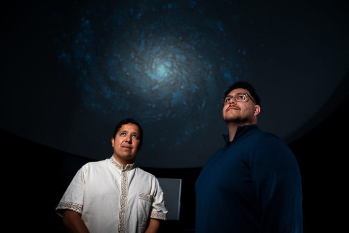 Francisco Mercado (right), a recent Ph.D. graduate from the UC Irvine Department of Physics & Astronomy who is now a postdoctoral scholar at Pomona College, and Jorge Moreno (left), associate professor of physics and astronomy at Pomona College