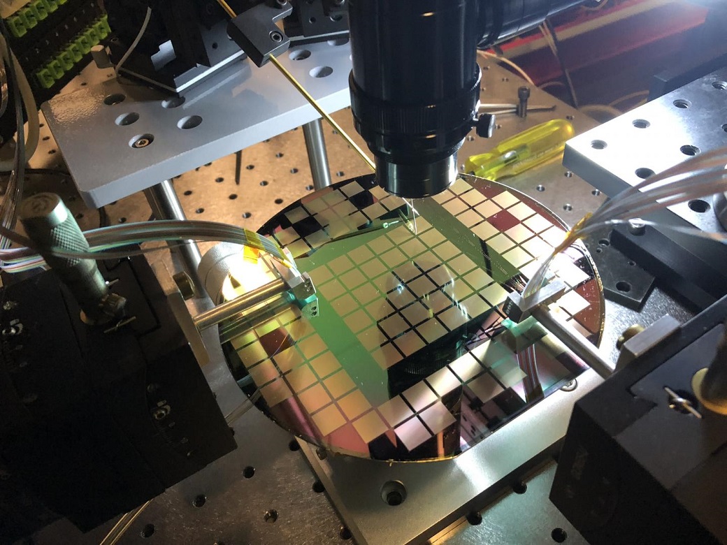 CAPTION The photonic switch is manufactured using a technique called photolithography, in which each 