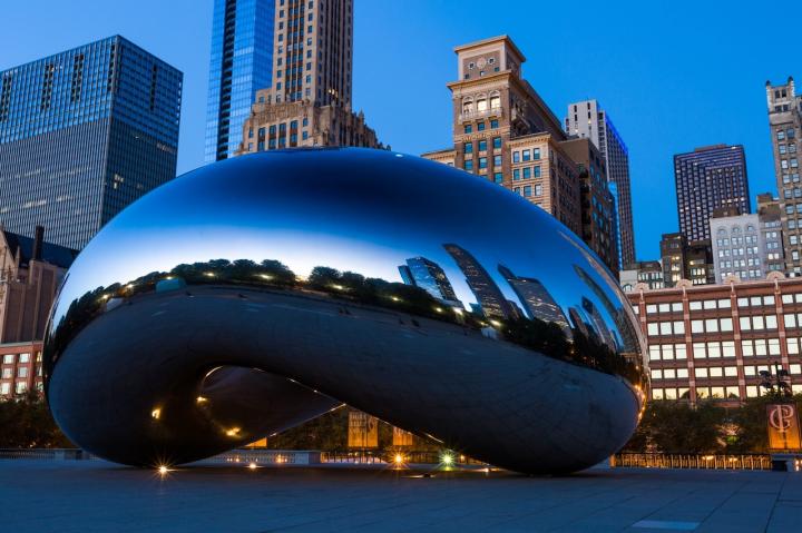 CAPTION Space-shifting reflective sculpture in Chicago, Il.  CREDIT Petr Kratochvil/Public Domain