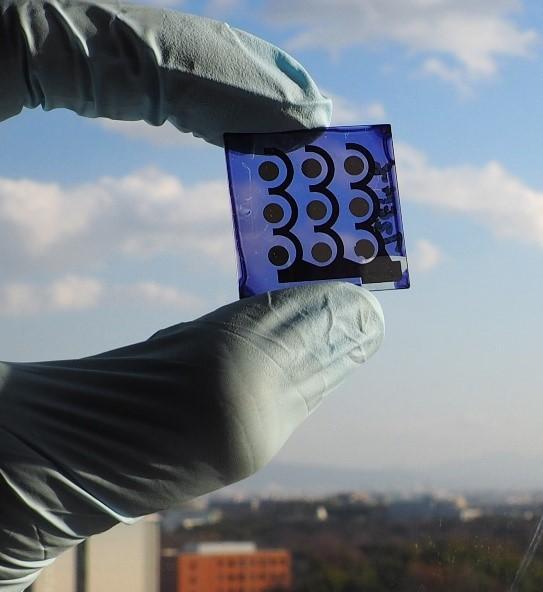 Picture of a polymer:non-fullerene acceptor solar cell device, for which the polymer was designed by machine learning.