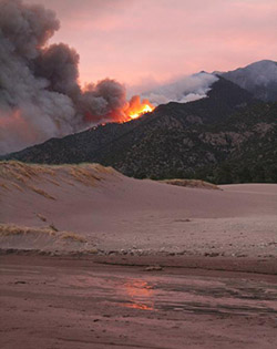 Scientists update daylong predictions of long-lived wildfires